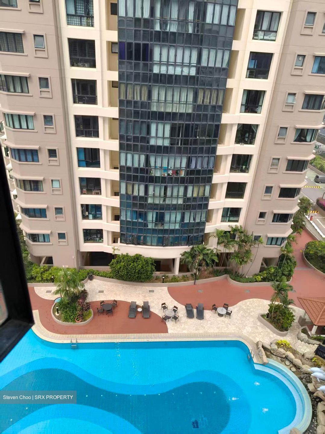 Simsville (D14), Condominium #639147741
